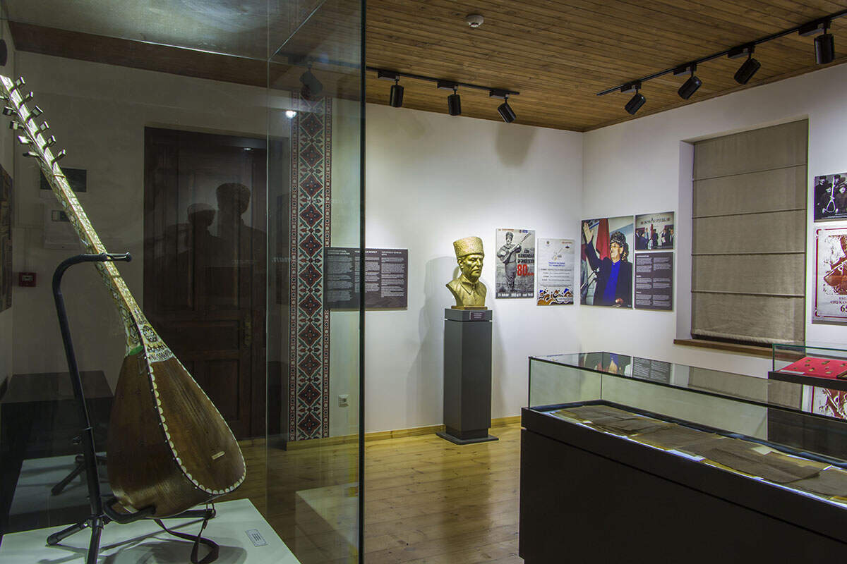 The Ashik Kamandar House Museum